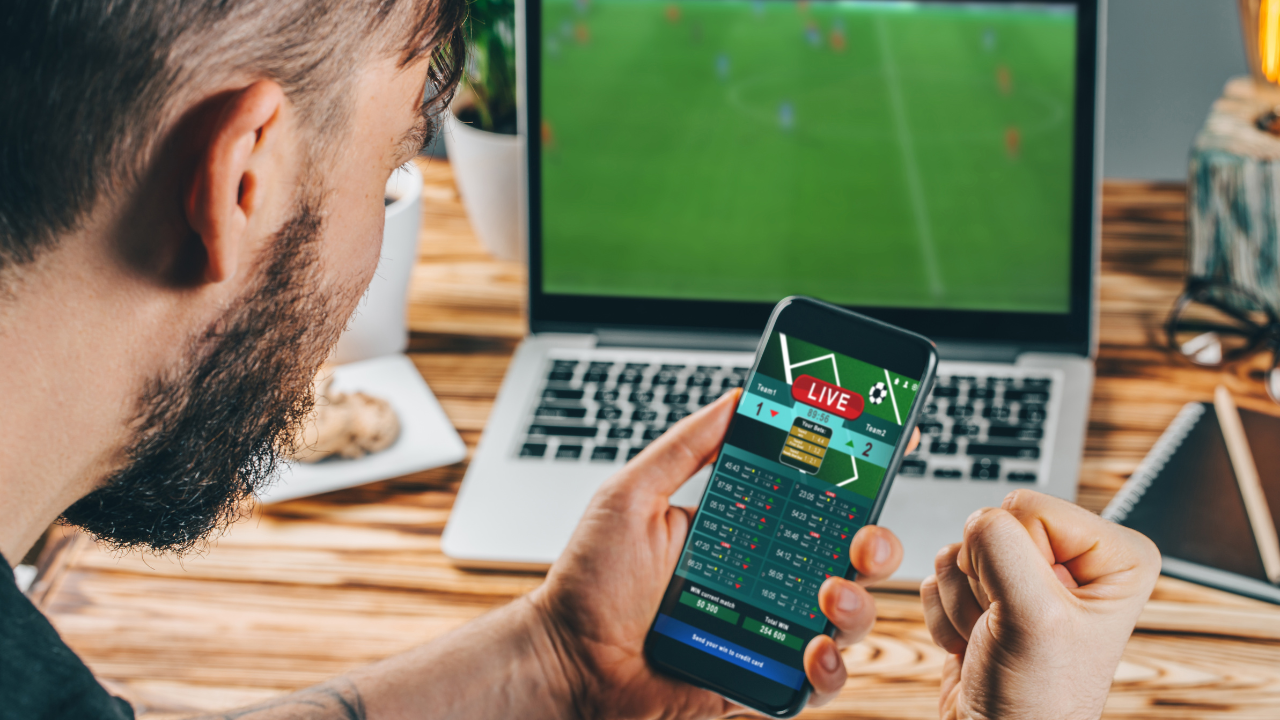 Understanding the Odds: A Guide to Sports Betting - The Geek Lyfe