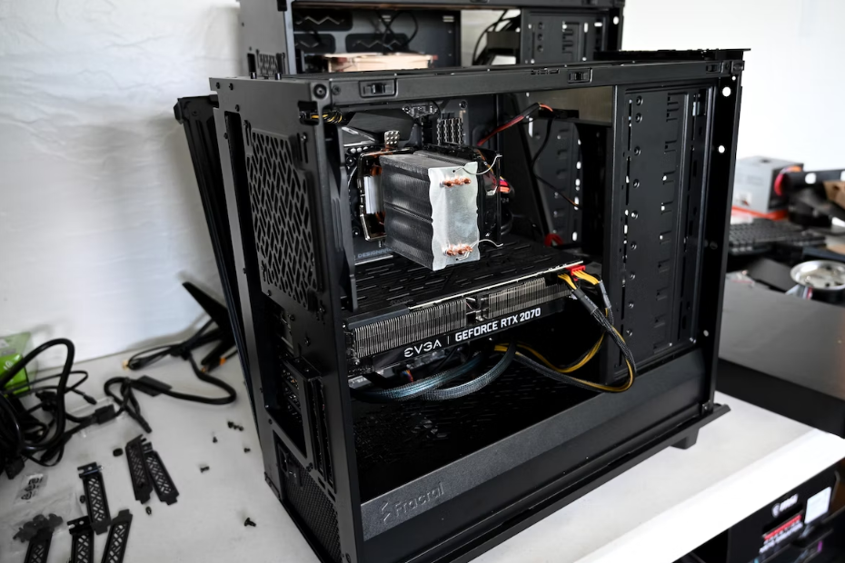 5 Things You Need to Know Before Building Your Own PC - The Geek Lyfe