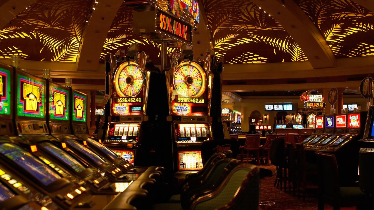 How to Spot a Rigged Casino Game The Geek Lyfe